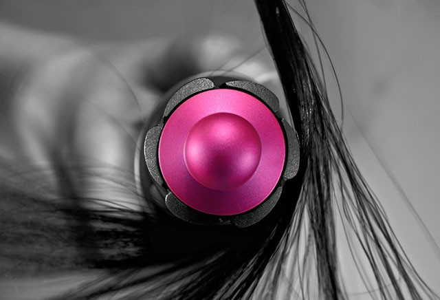 Фен-стайлер Dyson HS 08 Airwrap Complete Long (сливовый): Притягивает и накручивает волосы с помощью воздуха